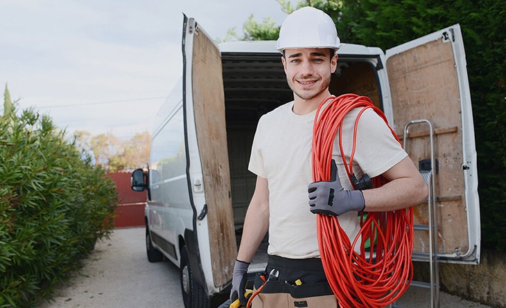 This year, 14,000 kilometers of copper cable will become self-supporting This year, 14,000 kilometers of copper cable will become self-supporting